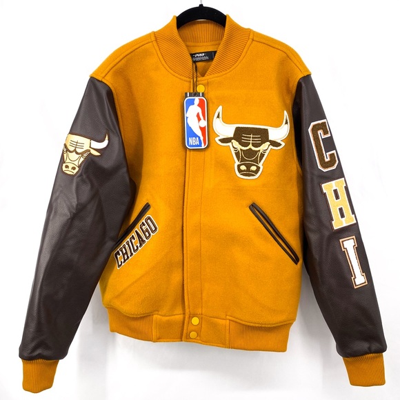 NBA Jackets & Coats Pro Standard Nba Chicago Bulls Varsity Jacket